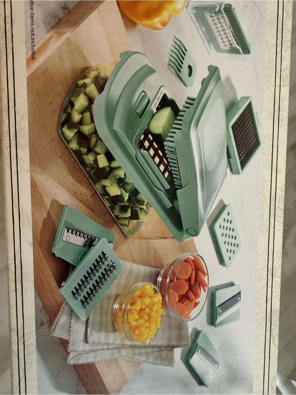 The Pioneer Woman Mint Green Veggie Slicer & Chopper Set